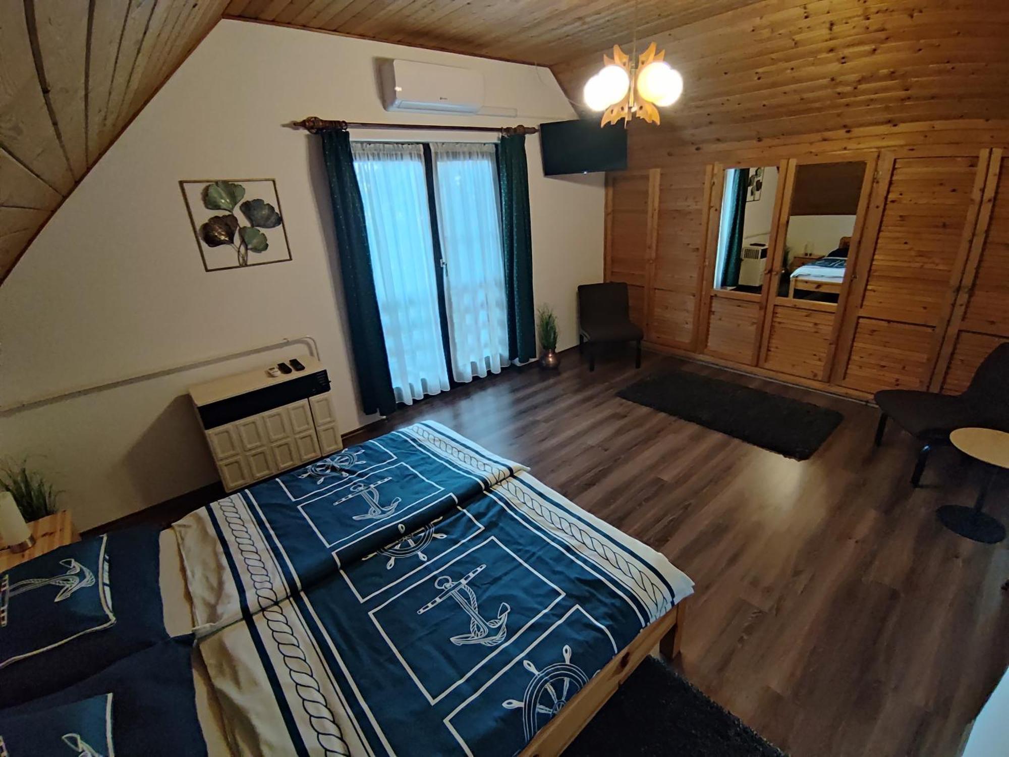 Lovas Vendeghaz Apartmán